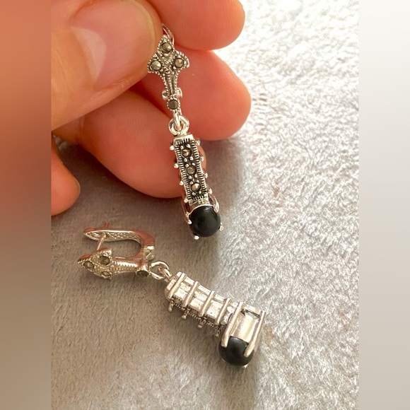 Elegant Silver and Black Dangle Earrings. Vintage sterling silver - Picture 7 of 7